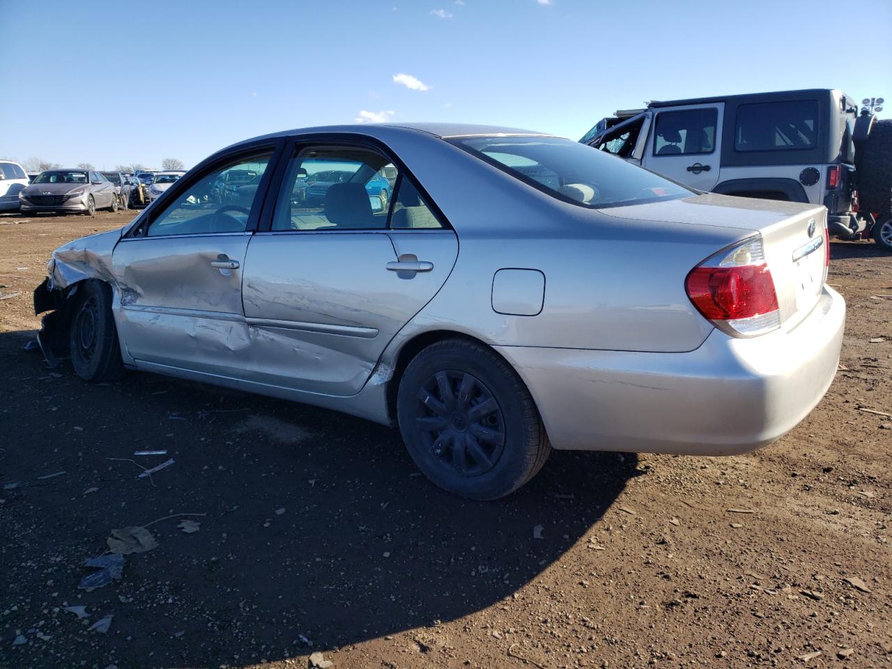 Photo 1 VIN: 4T1BE30K65U006586 - TOYOTA CAMRY 