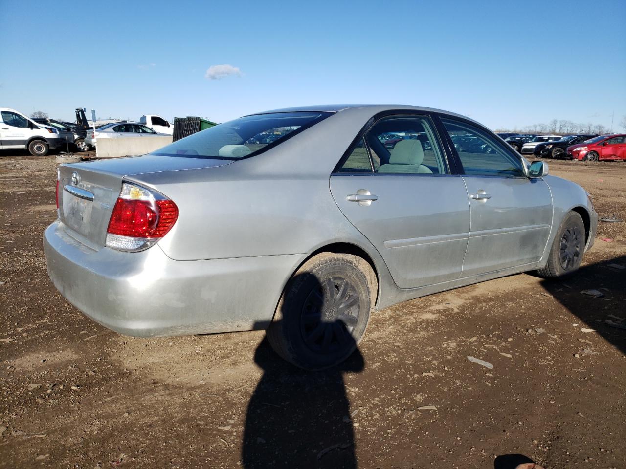 Photo 2 VIN: 4T1BE30K65U006586 - TOYOTA CAMRY 