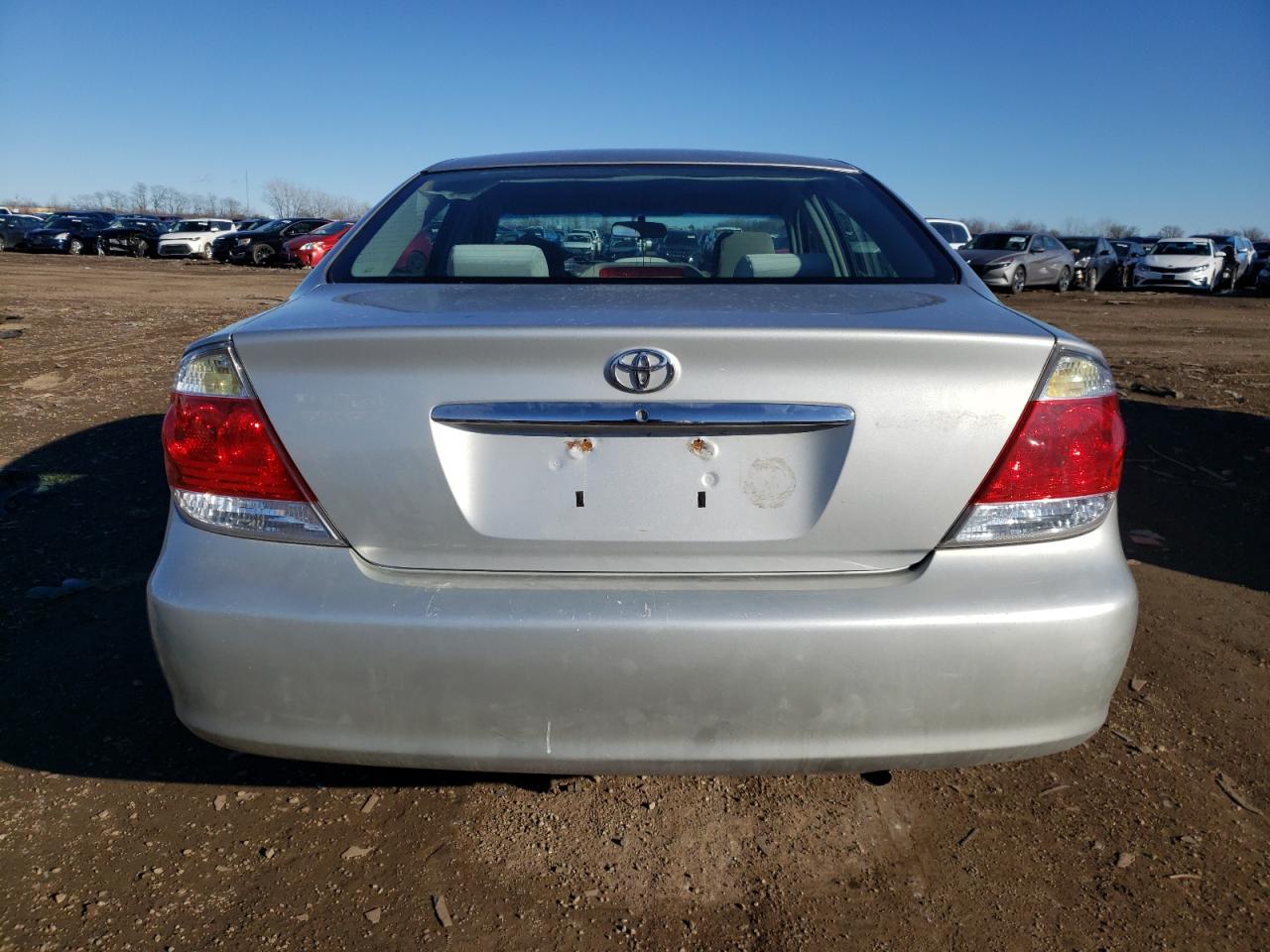 Photo 5 VIN: 4T1BE30K65U006586 - TOYOTA CAMRY 