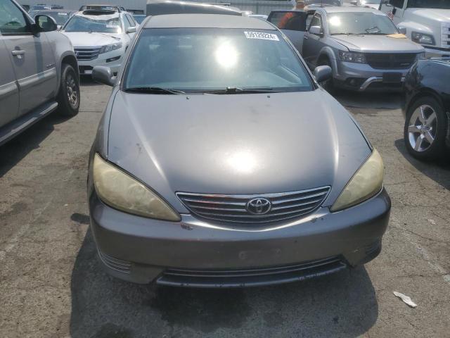 Photo 4 VIN: 4T1BE30K65U601843 - TOYOTA CAMRY 