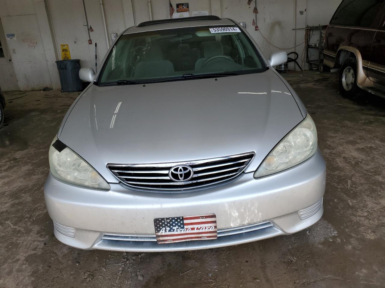 Photo 4 VIN: 4T1BE30K66U663440 - TOYOTA CAMRY 