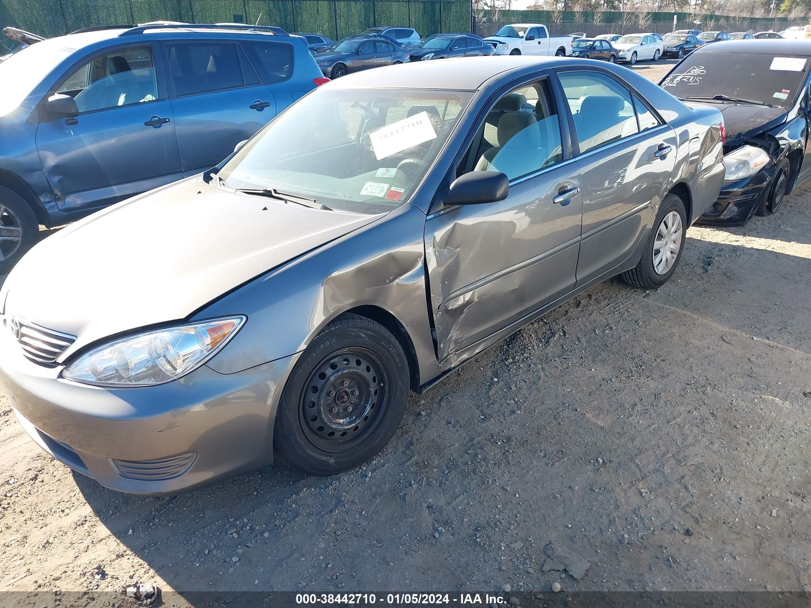 Photo 5 VIN: 4T1BE30K66U701894 - TOYOTA CAMRY 