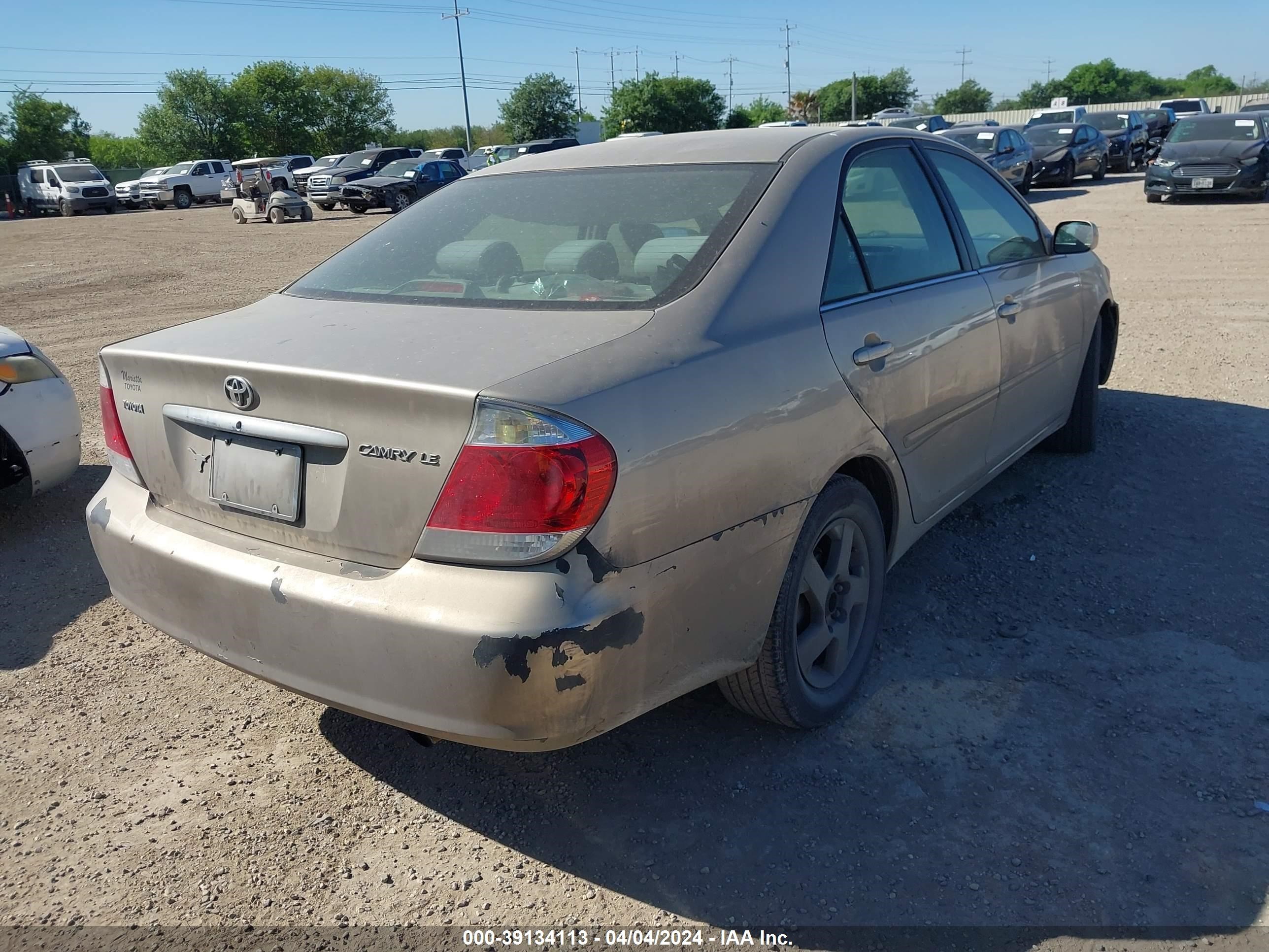 Photo 3 VIN: 4T1BE30K66U747435 - TOYOTA CAMRY 