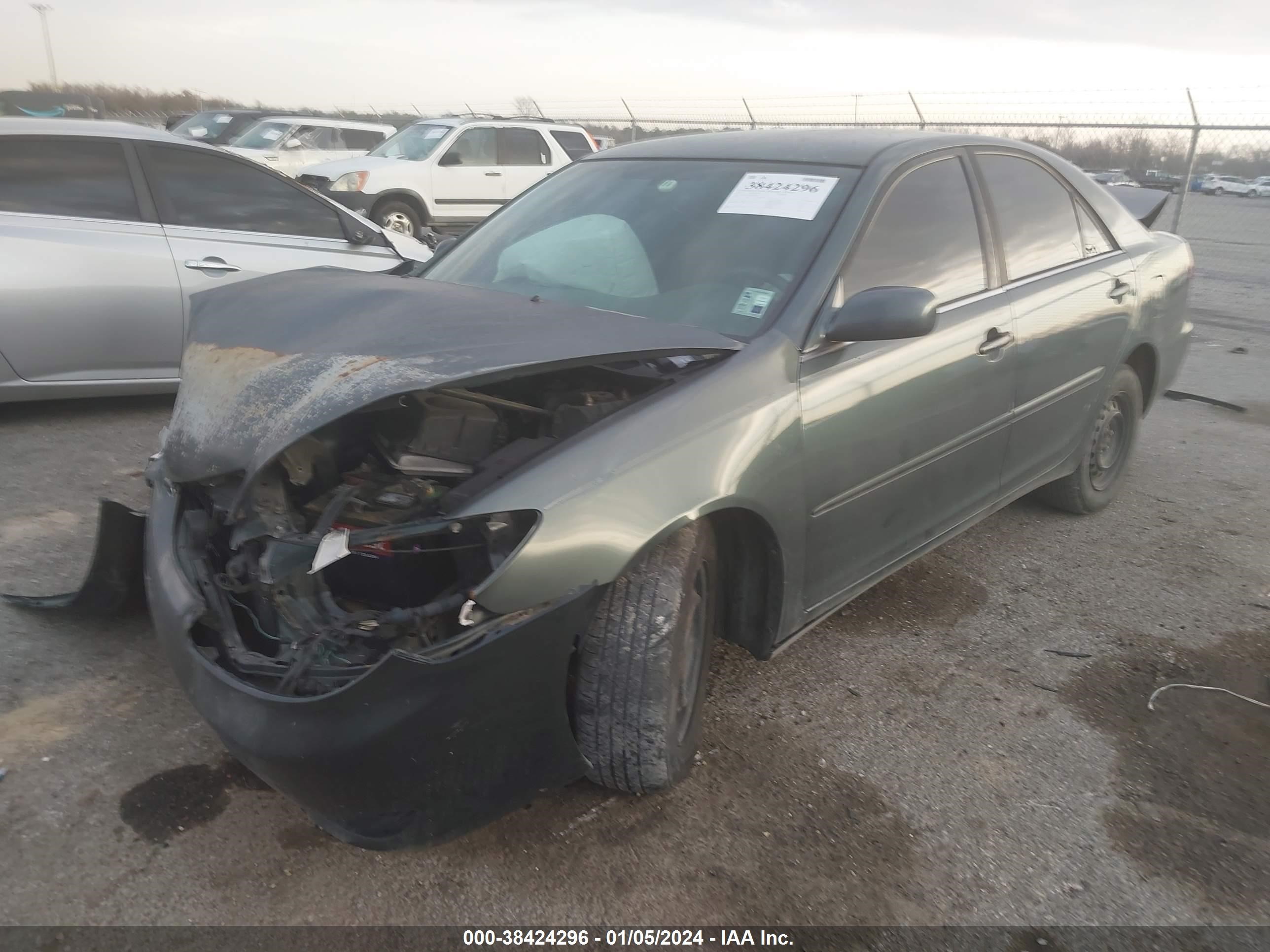 Photo 1 VIN: 4T1BE30K72U607372 - TOYOTA CAMRY 