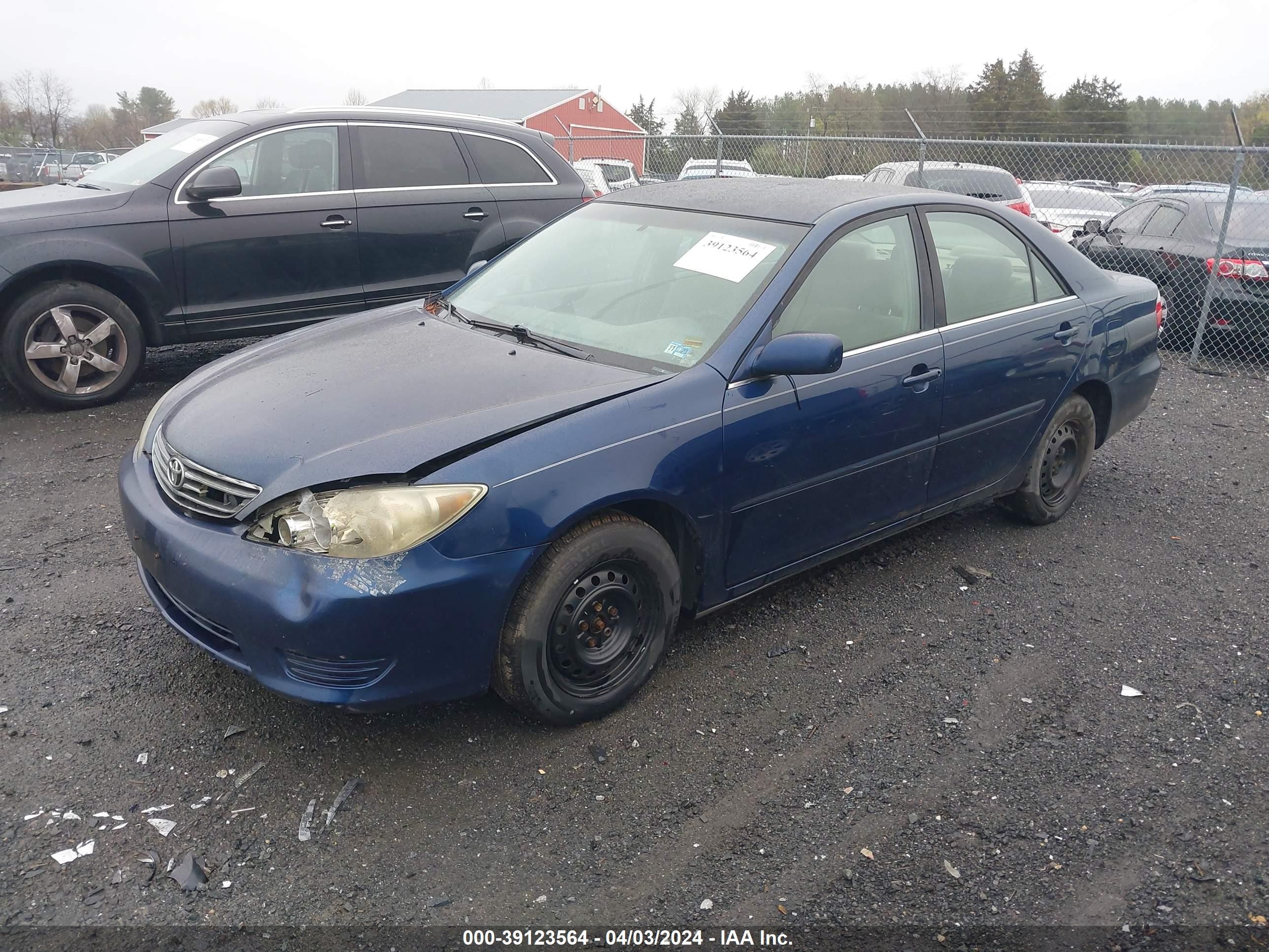 Photo 1 VIN: 4T1BE30K75U004670 - TOYOTA CAMRY 