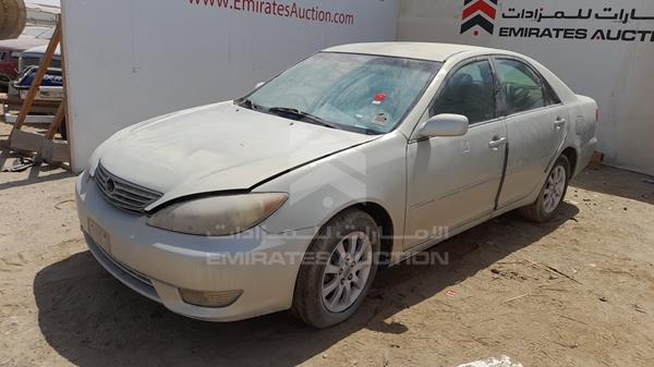 Photo 2 VIN: 4T1BE30K75U532130 - TOYOTA CAMRY 