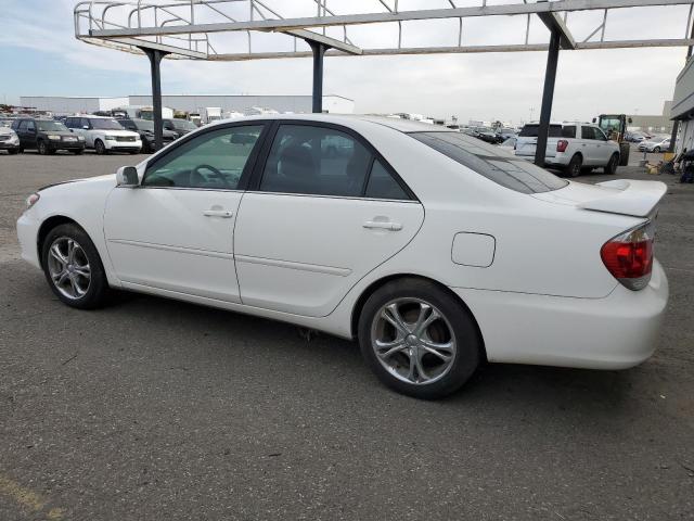 Photo 1 VIN: 4T1BE30K75U542270 - TOYOTA CAMRY LE 