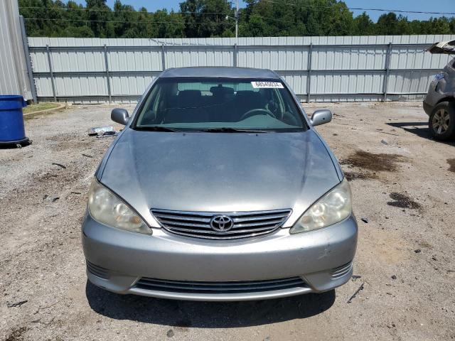 Photo 4 VIN: 4T1BE30K75U633068 - TOYOTA CAMRY LE 