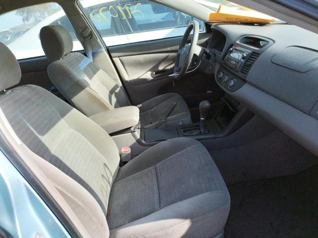 Photo 4 VIN: 4T1BE30K75U962451 - TOYOTA CAMRY LE 