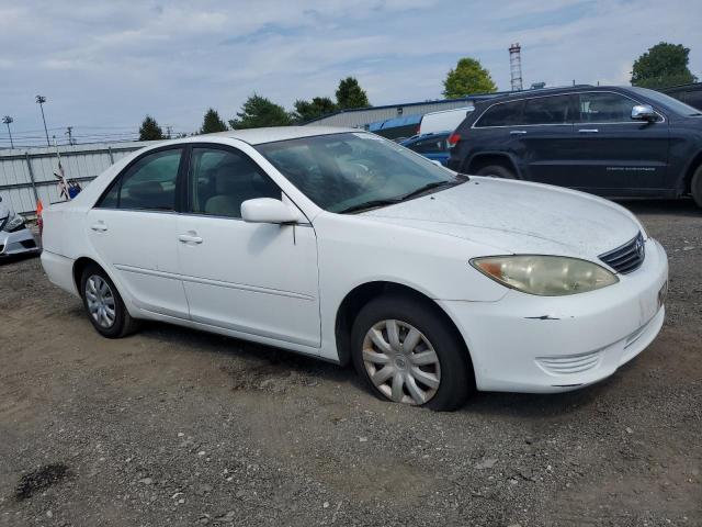 Photo 3 VIN: 4T1BE30K85U559563 - TOYOTA CAMRY 