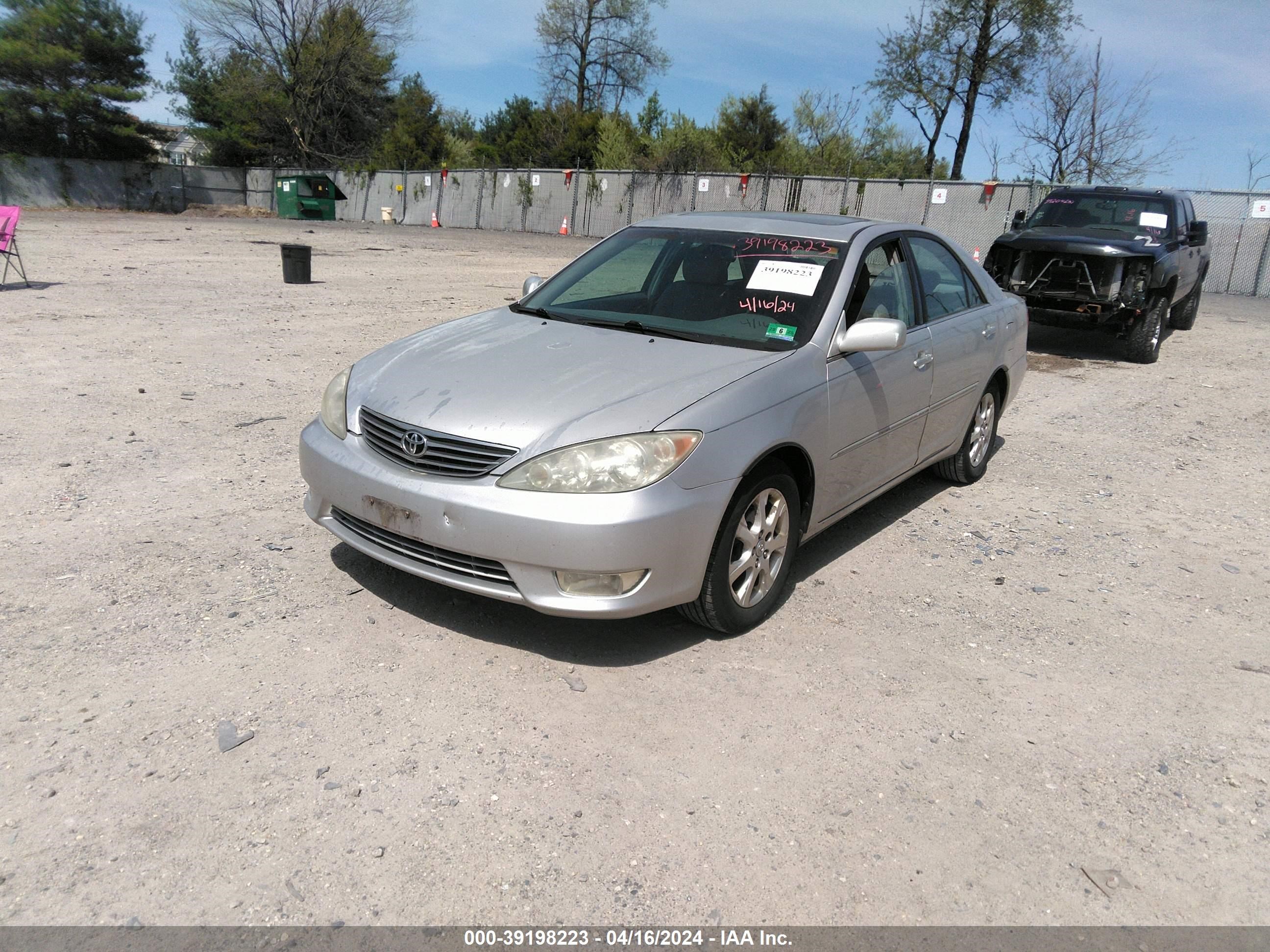 Photo 1 VIN: 4T1BE30K85U602525 - TOYOTA CAMRY 