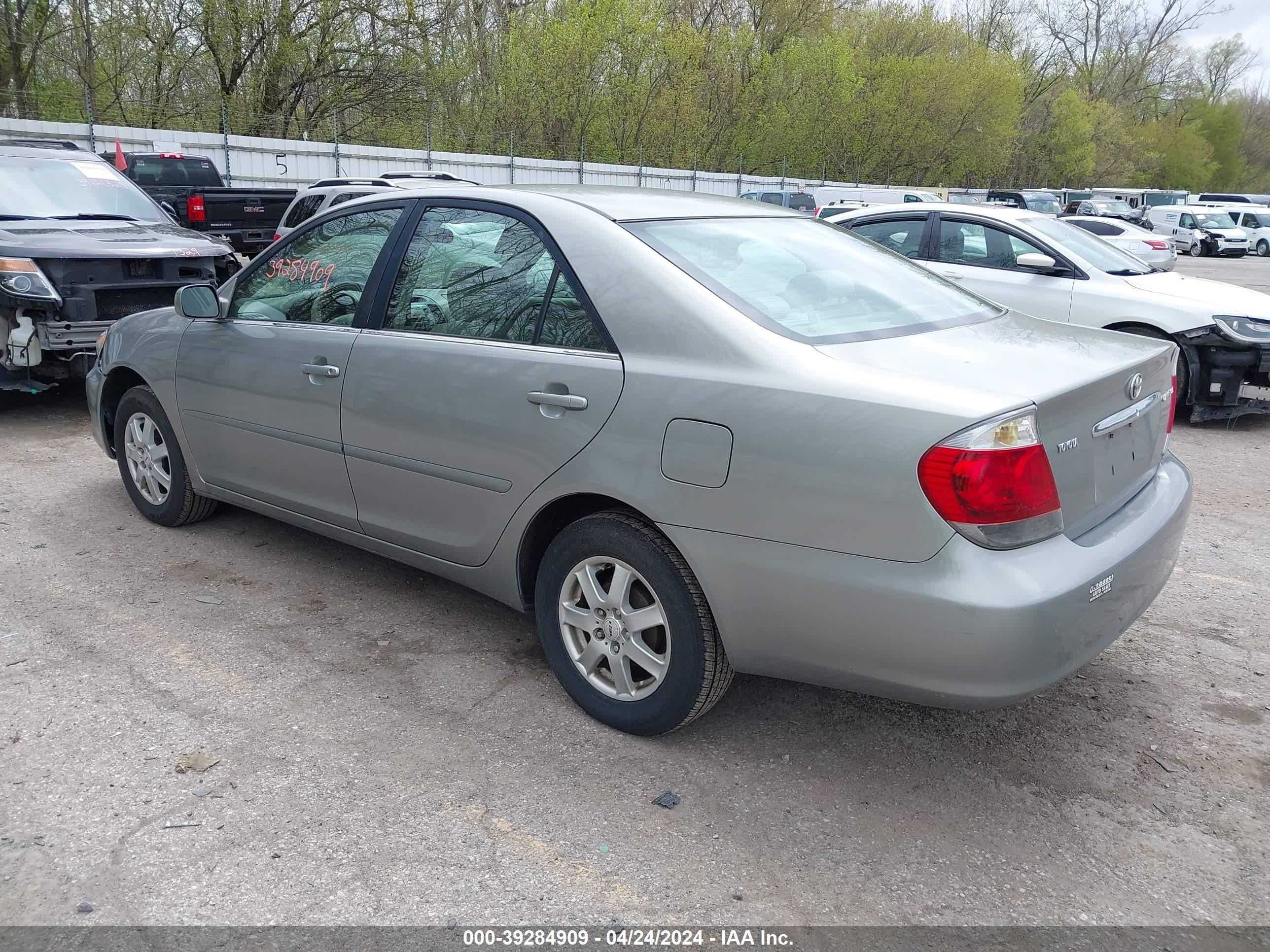 Photo 2 VIN: 4T1BE30K85U955542 - TOYOTA CAMRY 