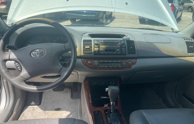 Photo 8 VIN: 4T1BE30K92U639238 - TOYOTA CAMRY LE 