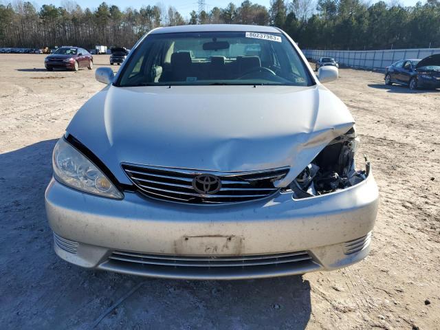 Photo 4 VIN: 4T1BE30K95U511358 - TOYOTA CAMRY 