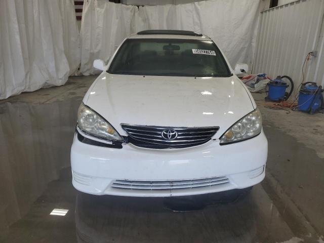 Photo 4 VIN: 4T1BE30K95U603375 - TOYOTA CAMRY LE 