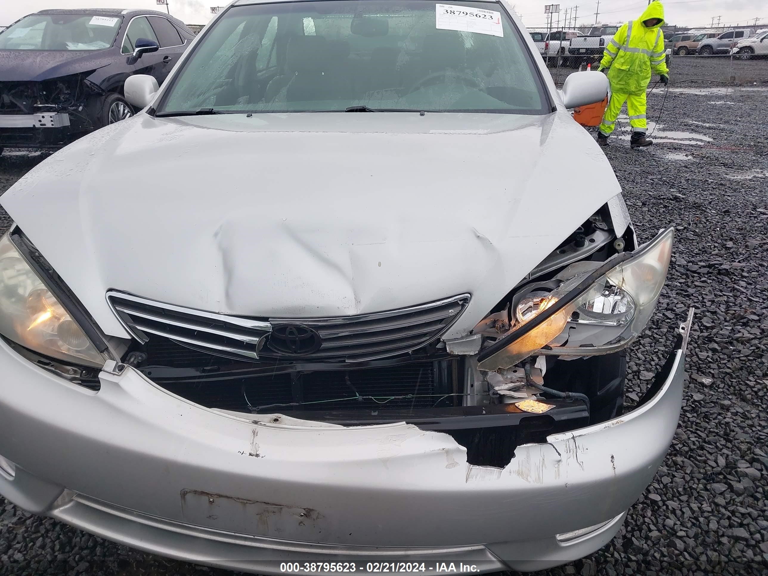 Photo 5 VIN: 4T1BE30K96U743170 - TOYOTA CAMRY 