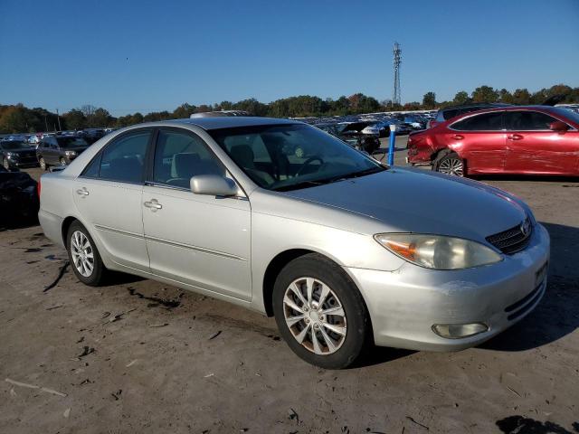 Photo 3 VIN: 4T1BE30KX3U145066 - TOYOTA CAMRY 