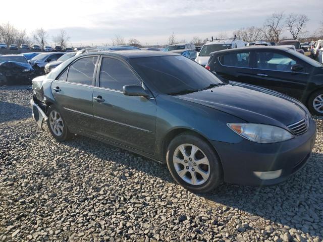 Photo 3 VIN: 4T1BE30KX5U068587 - TOYOTA CAMRY 