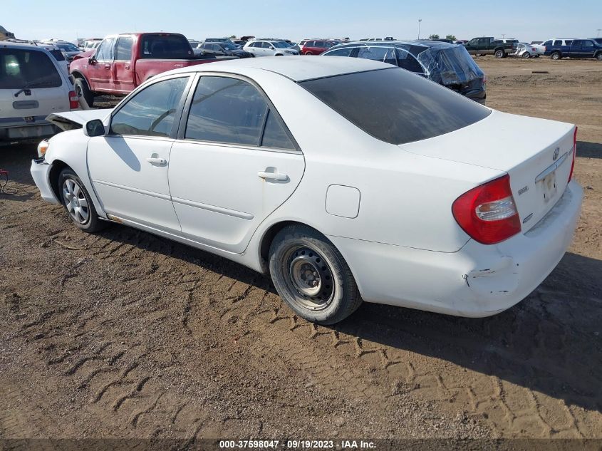 Photo 2 VIN: 4T1BE32K02U589505 - TOYOTA CAMRY 