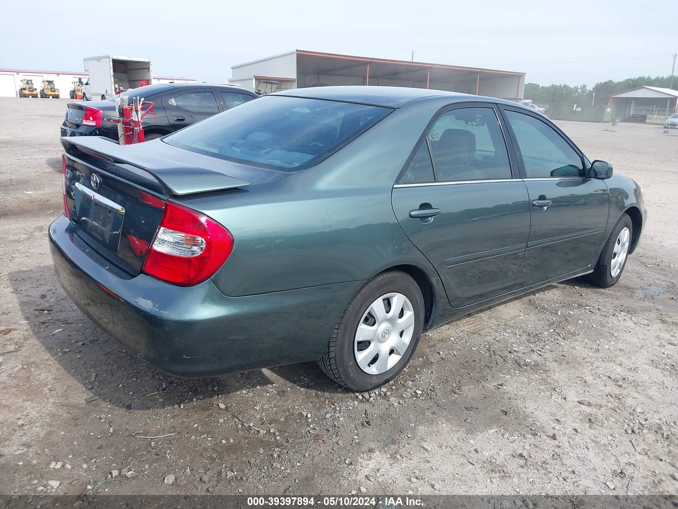 Photo 3 VIN: 4T1BE32K02U602138 - TOYOTA CAMRY 