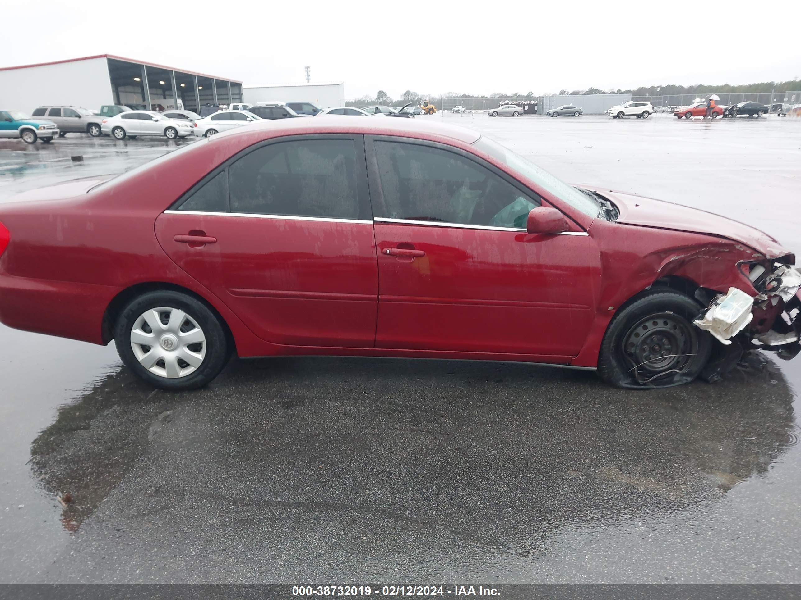 Photo 12 VIN: 4T1BE32K034158146 - TOYOTA CAMRY 