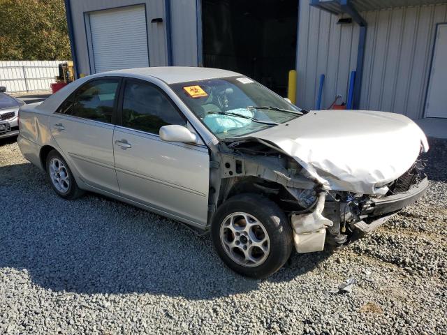 Photo 3 VIN: 4T1BE32K03U148801 - TOYOTA CAMRY 