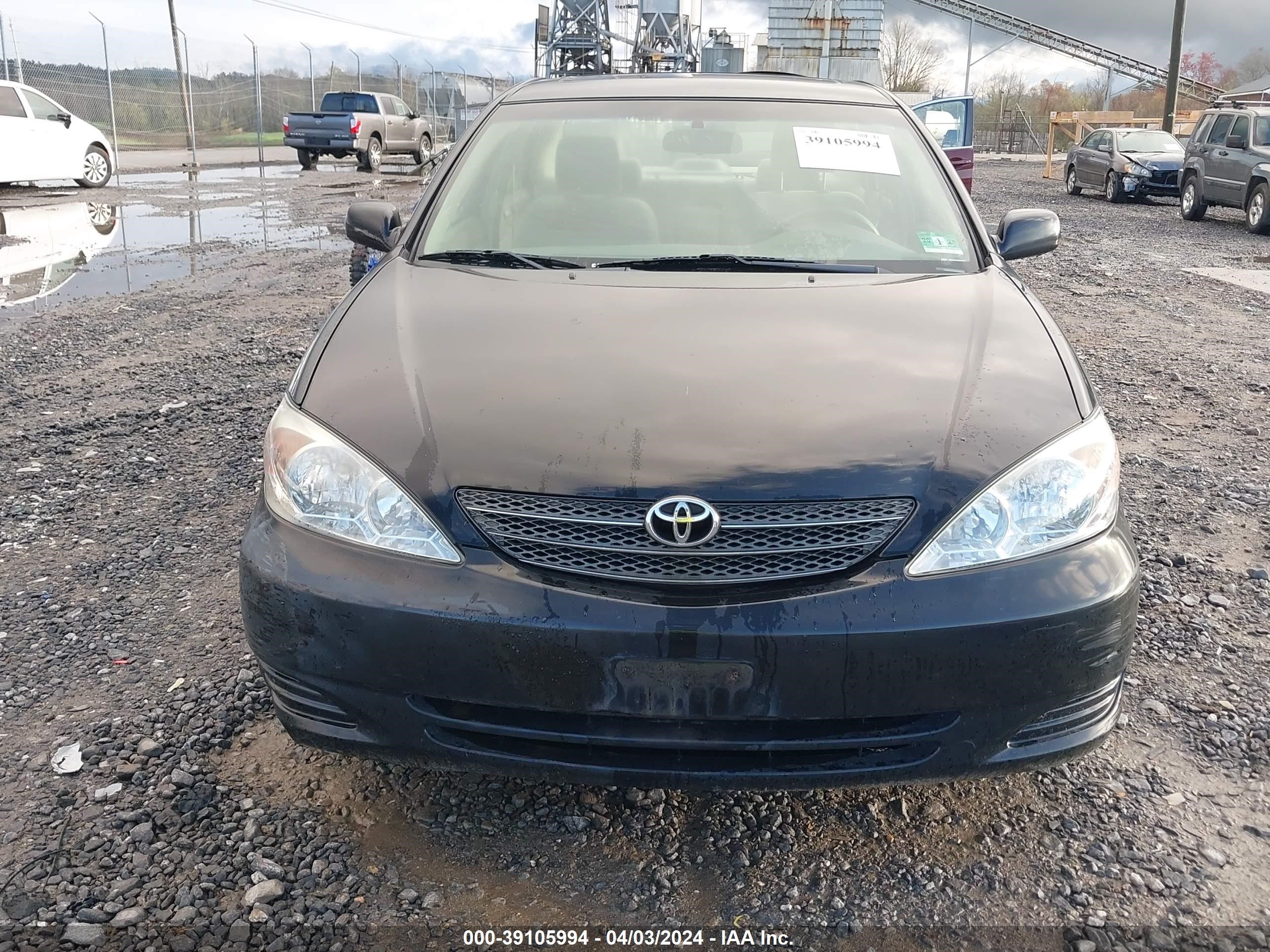 Photo 5 VIN: 4T1BE32K03U160379 - TOYOTA CAMRY 