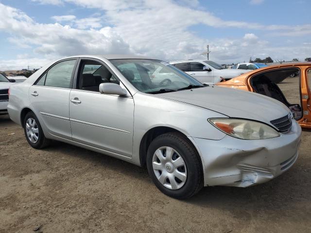 Photo 3 VIN: 4T1BE32K03U704072 - TOYOTA CAMRY LE 