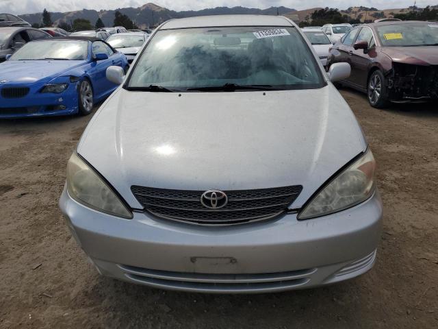 Photo 4 VIN: 4T1BE32K03U704072 - TOYOTA CAMRY LE 