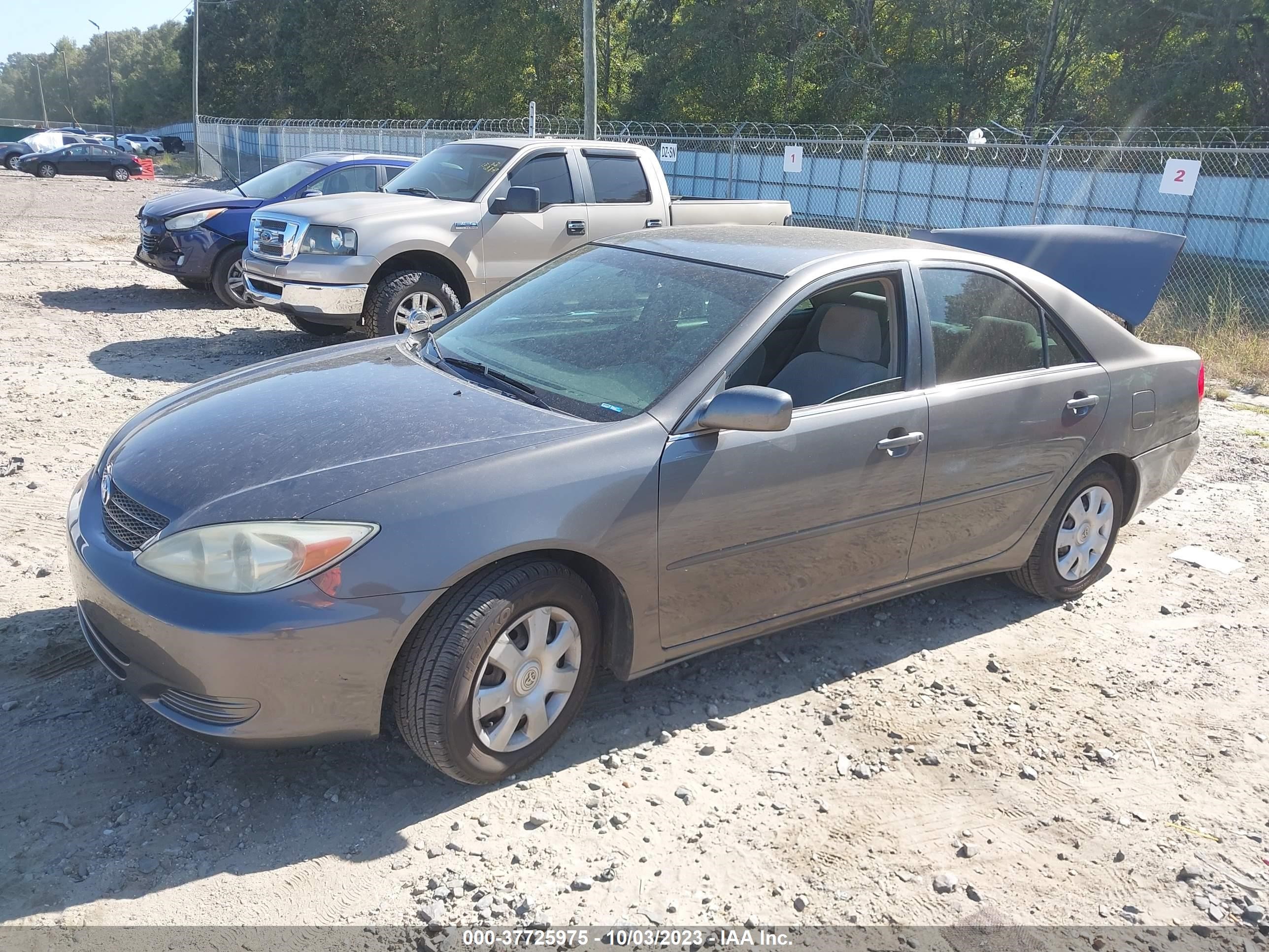 Photo 1 VIN: 4T1BE32K03U735872 - TOYOTA CAMRY 