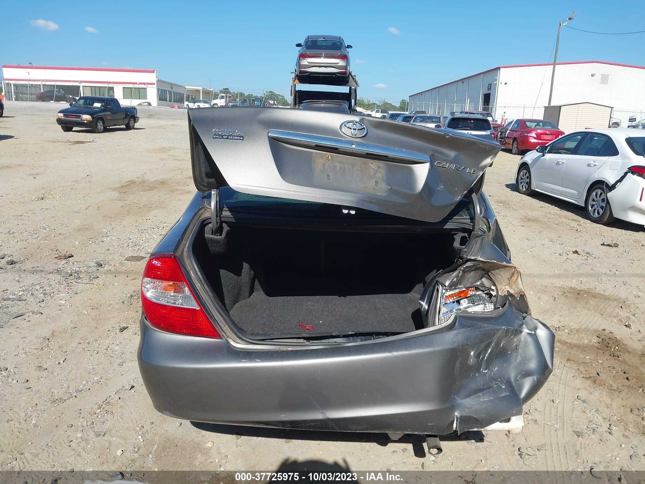 Photo 5 VIN: 4T1BE32K03U735872 - TOYOTA CAMRY 