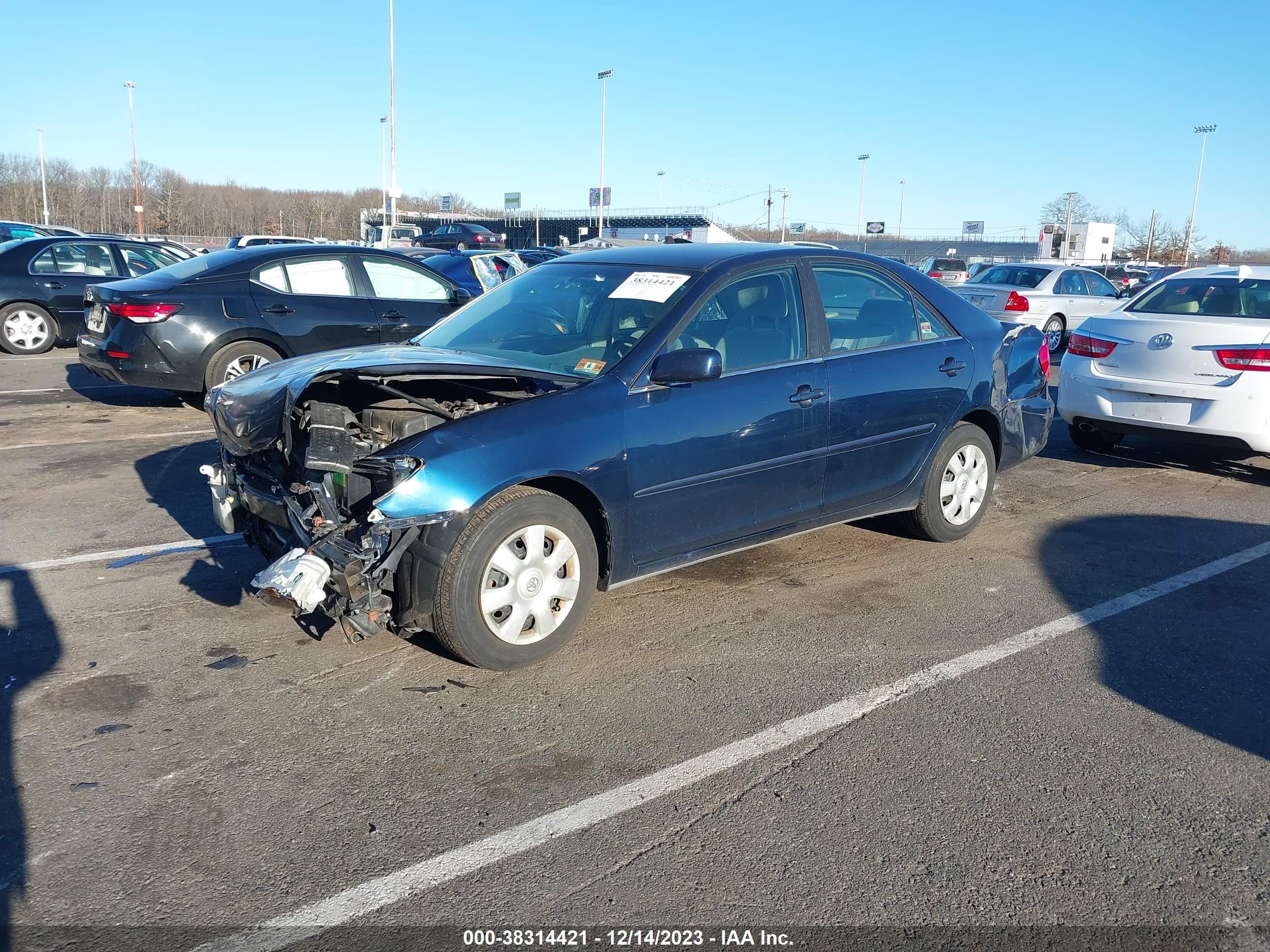 Photo 1 VIN: 4T1BE32K04U271726 - TOYOTA CAMRY 