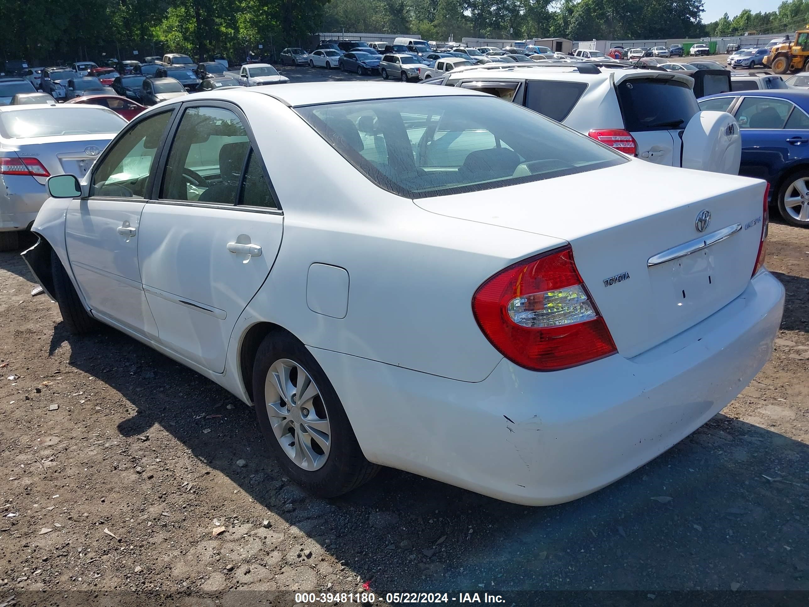 Photo 2 VIN: 4T1BE32K04U285481 - TOYOTA CAMRY 