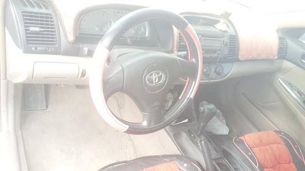 Photo 11 VIN: 4T1BE32K04U293810 - TOYOTA CAMRY 