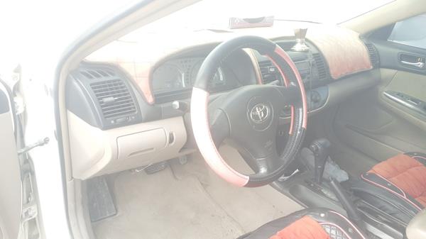 Photo 9 VIN: 4T1BE32K04U293810 - TOYOTA CAMRY 