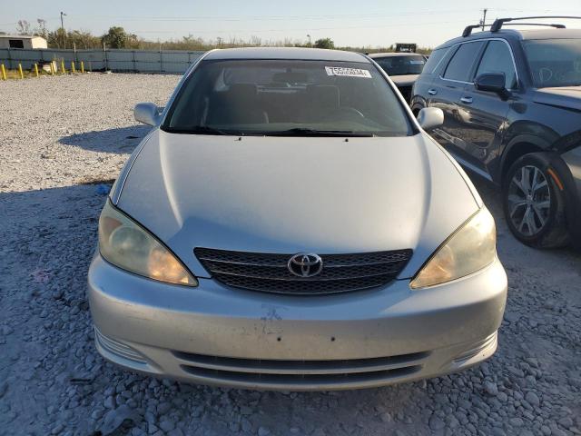 Photo 4 VIN: 4T1BE32K04U297081 - TOYOTA CAMRY LE 