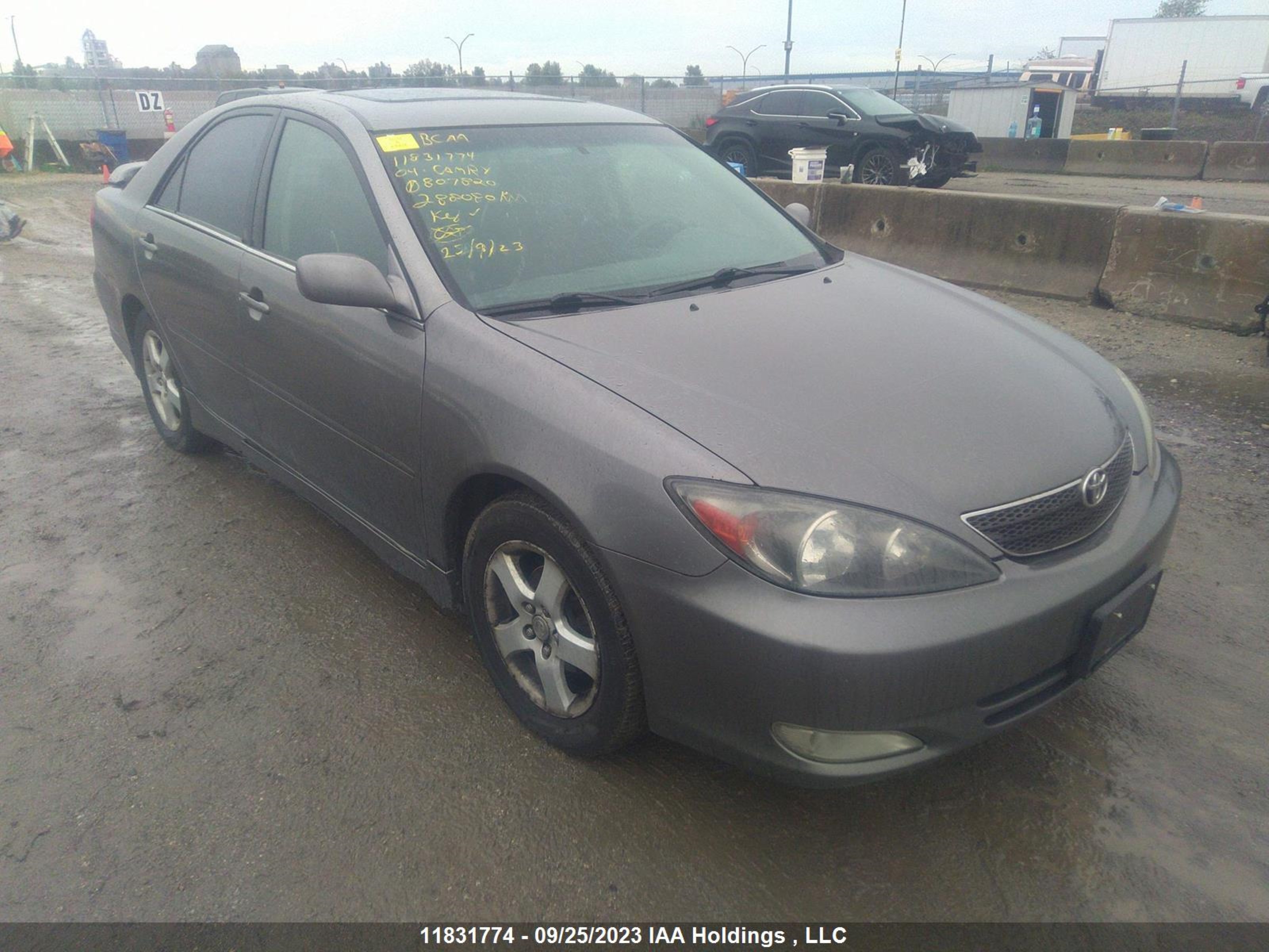 Photo 0 VIN: 4T1BE32K04U807820 - TOYOTA CAMRY 