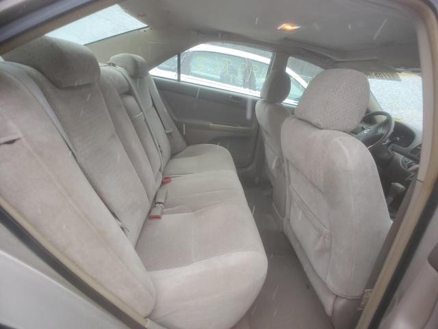 Photo 9 VIN: 4T1BE32K04U924782 - TOYOTA CAMRY 