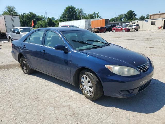 Photo 3 VIN: 4T1BE32K05U038625 - TOYOTA CAMRY LE 