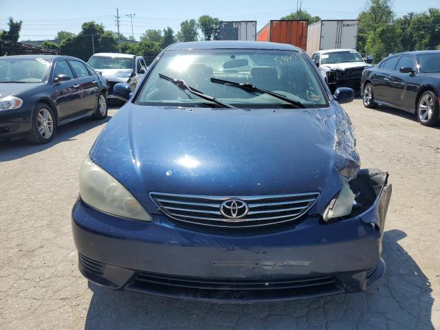 Photo 4 VIN: 4T1BE32K05U038625 - TOYOTA CAMRY LE 