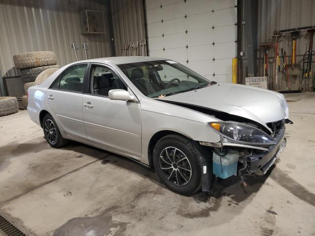 Photo 3 VIN: 4T1BE32K05U045574 - TOYOTA CAMRY LE 