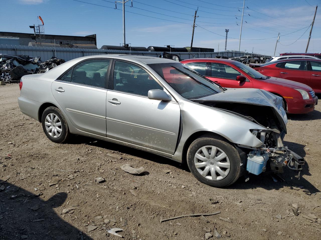 Photo 3 VIN: 4T1BE32K05U049642 - TOYOTA CAMRY 