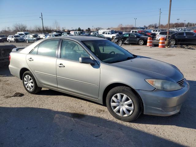 Photo 3 VIN: 4T1BE32K05U506398 - TOYOTA CAMRY 