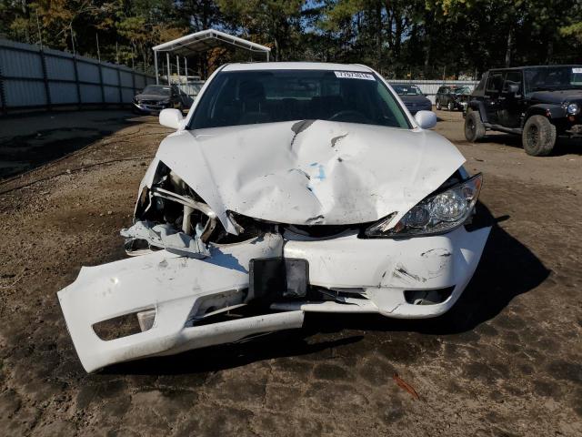 Photo 4 VIN: 4T1BE32K05U572658 - TOYOTA CAMRY LE 