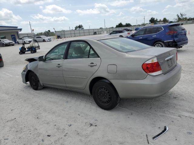 Photo 1 VIN: 4T1BE32K05U586673 - TOYOTA CAMRY 