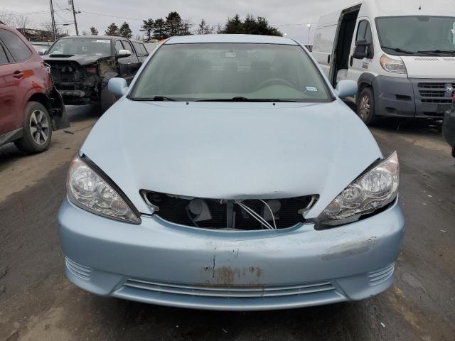 Photo 4 VIN: 4T1BE32K05U623771 - TOYOTA CAMRY 