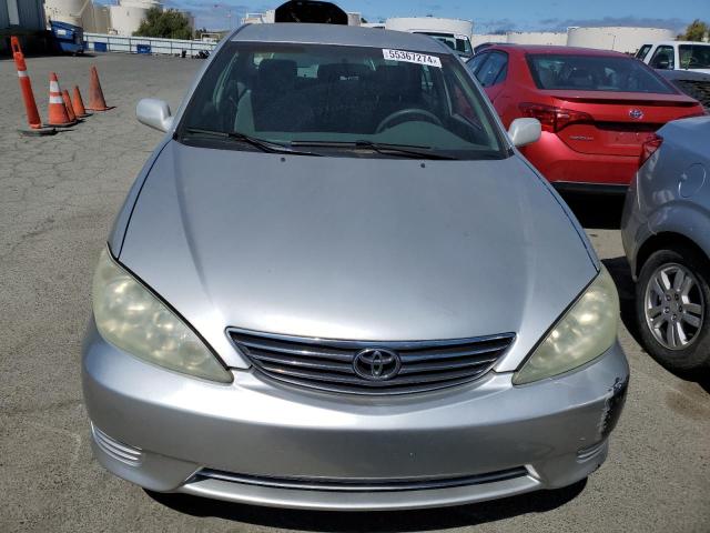 Photo 4 VIN: 4T1BE32K05U640506 - TOYOTA CAMRY 