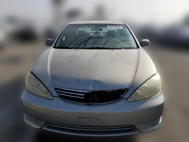 Photo 4 VIN: 4T1BE32K05U952132 - TOYOTA CAMRY 