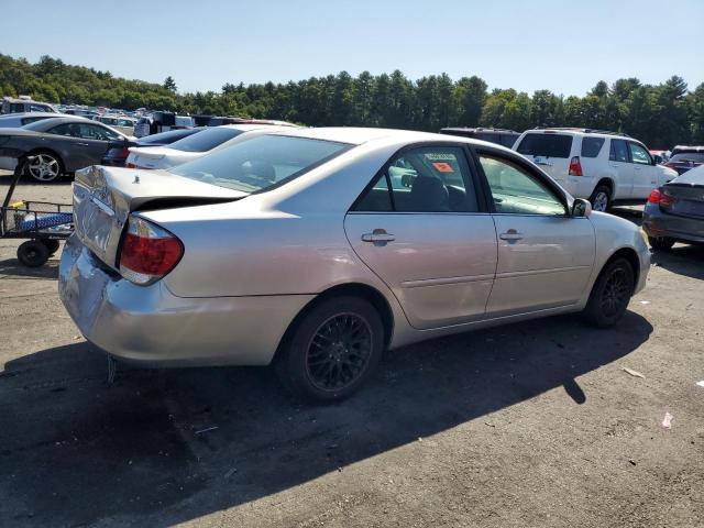 Photo 2 VIN: 4T1BE32K06U141724 - TOYOTA CAMRY LE 