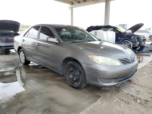 Photo 3 VIN: 4T1BE32K06U665942 - TOYOTA CAMRY LE 